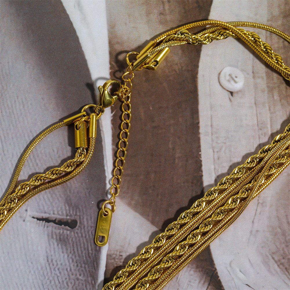 Collier En Couches Géométrique Acier Plaqué Or