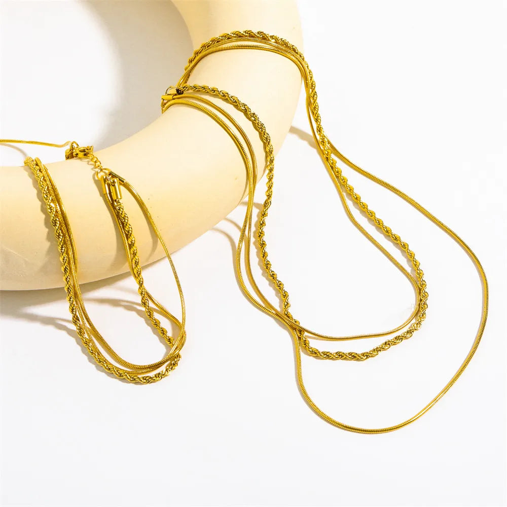 Collier En Couches Géométrique Acier Plaqué Or