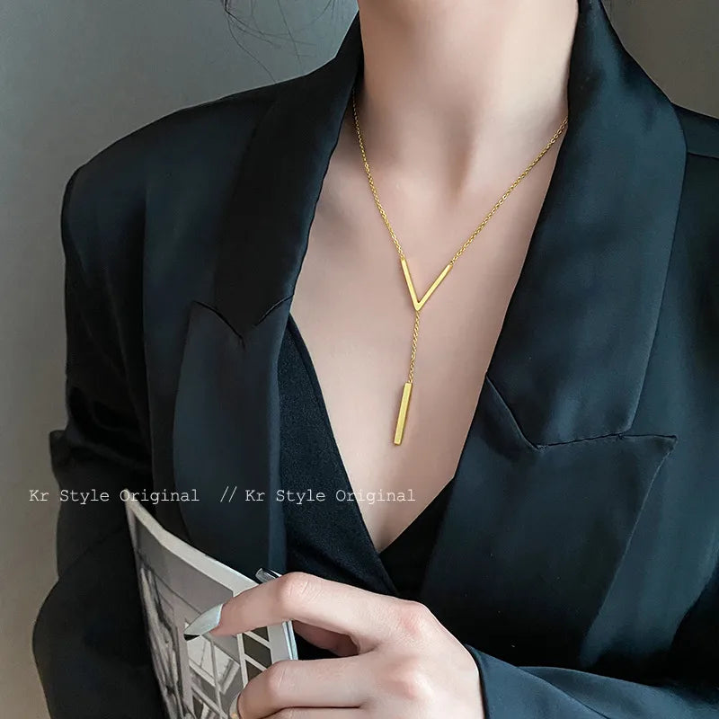Collier Lettre Simple Plaqué Or